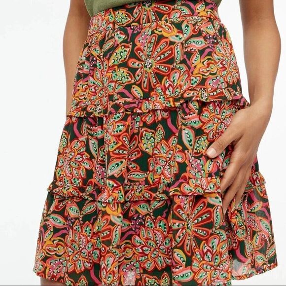 J.Crew Factory Floral Verte Fern Canyon Tiered Skirt | Medium - Picture 4 of 10